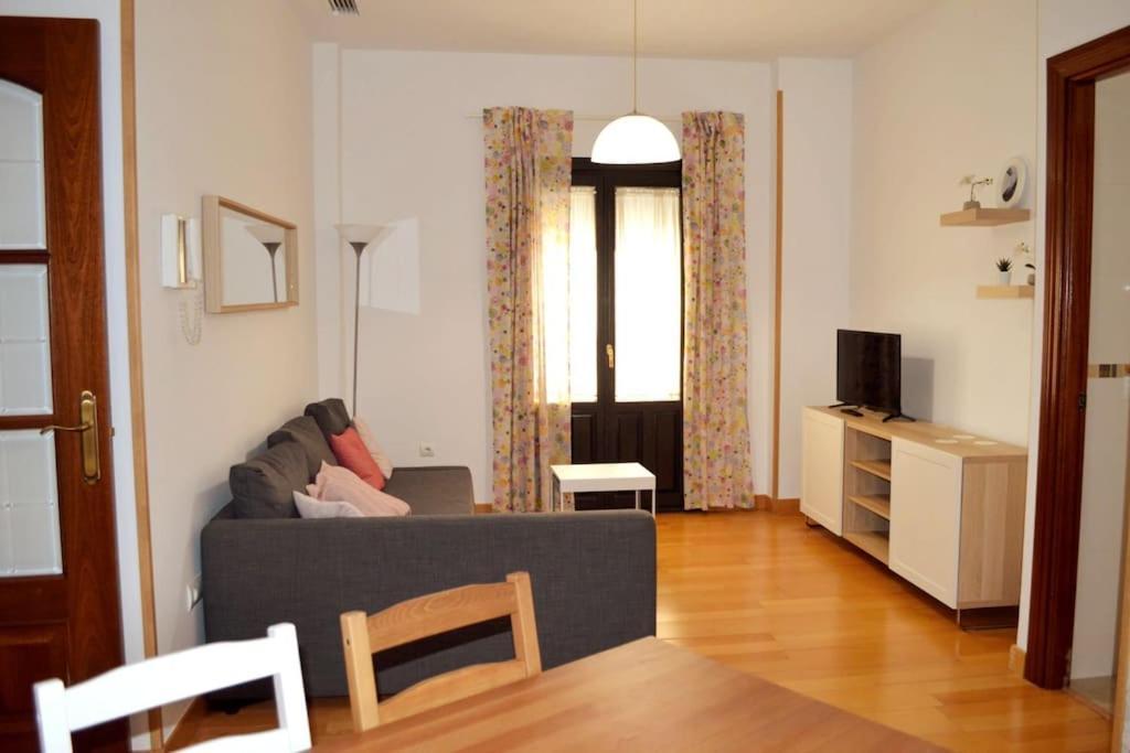 Jdc1k - Beautiful In Centre Apartment